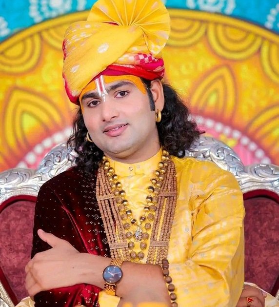 aniruddhacharya net worth
