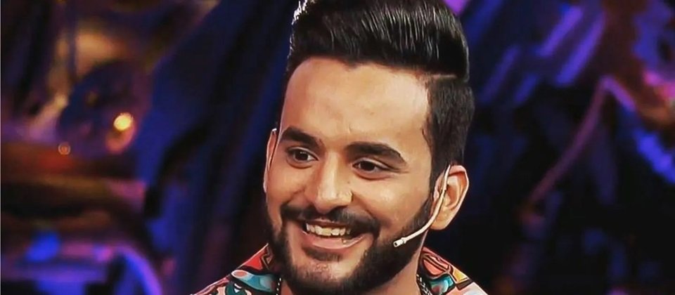 abhishek malhan net worth