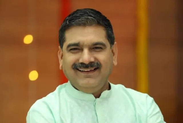 anil singhvi net worth